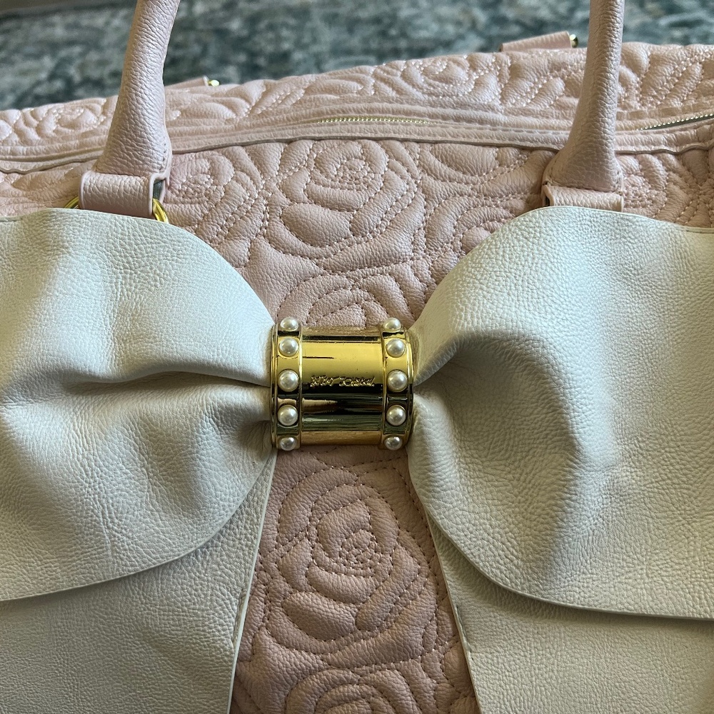 Betsey Johnson Weekender - Picture 2 of 10